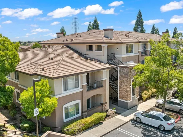 701 Gibson Dr APT 1534, Roseville, CA 95678