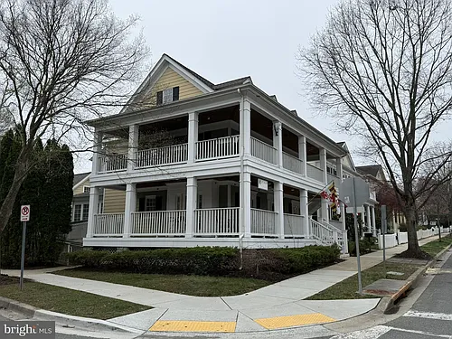 817 Linslade St #LL Photo 1