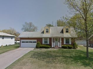 1940 S 32nd St, Decatur, IL 62521