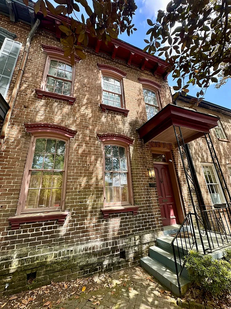 Building Photo - 412 E Liberty St