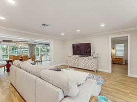 5613 Cape Leyte Dr, Sarasota, FL