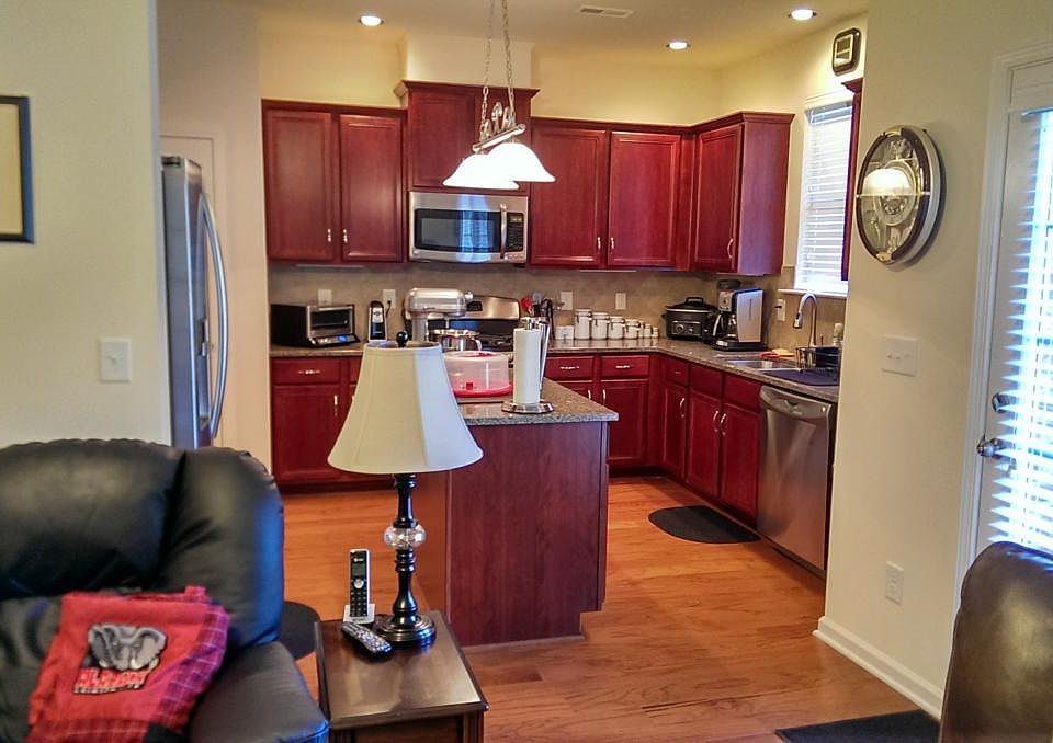 Living Room Into Kitchen View