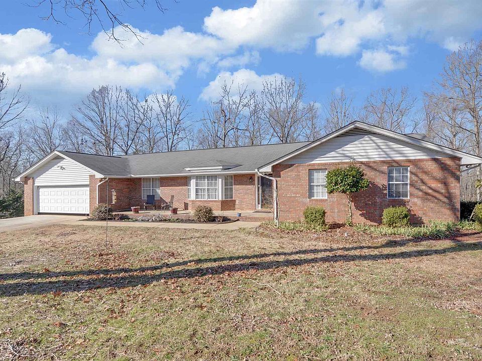 1st image of 385 Hillandale Dr