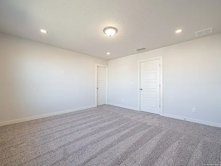 731 Bellamy Dr — Photo 17
