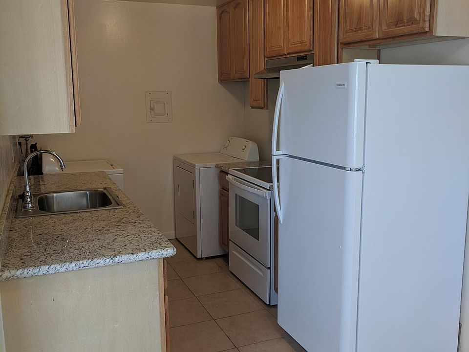 1st image of 1416 Calle Oriente APT 2