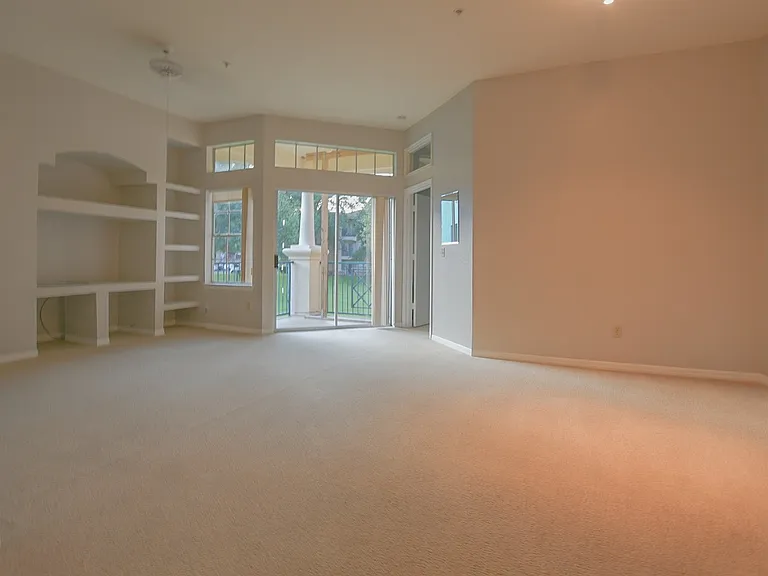 7270 Westpointe Blvd #920 — Photo 28