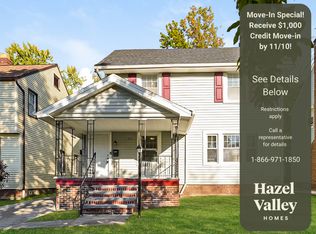 1071 Selwyn Rd, Cleveland Heights, OH 44112
