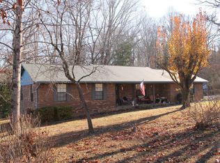 15 Mark Cir, Flintstone, GA 30725