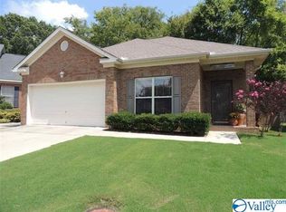 922 Tracey Ln SW, Decatur, AL 35601