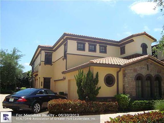 2nd image of 7596 Old Thyme Ct #10B