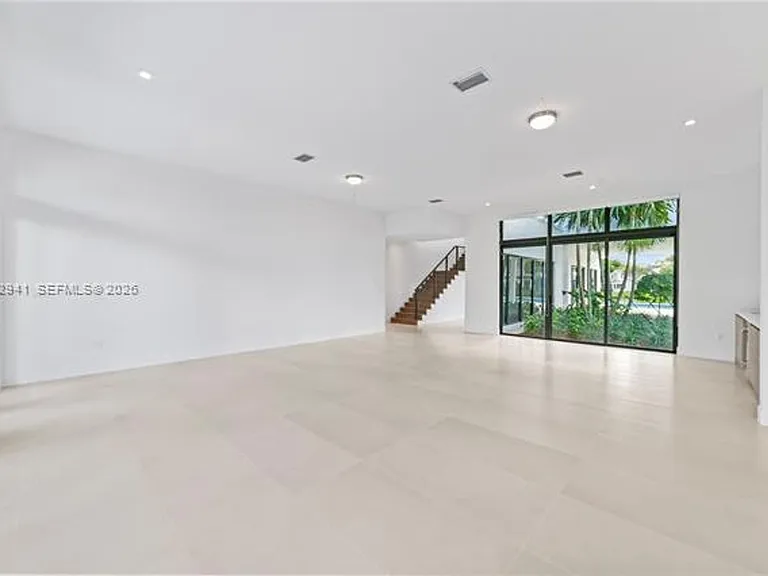 16680 N Botaniko Dr N — Photo 3