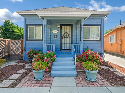 1027 Sally St, Hollister, CA, 95023