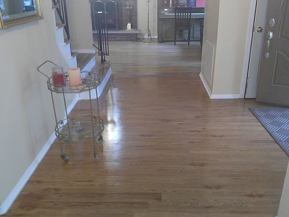Beautiful Hard Wood Foyer! 