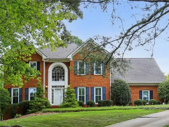 12045 Wexford Club Dr, Roswell, GA 30075