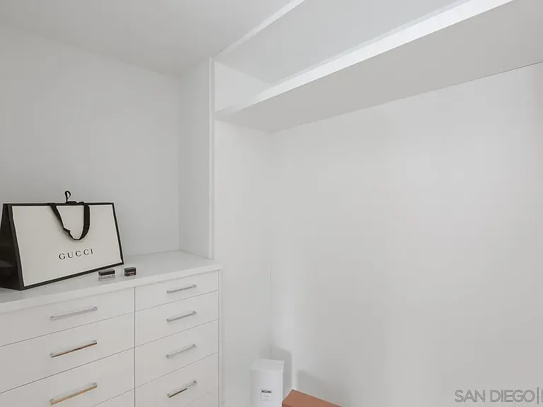 744 Bonair St — Photo 26