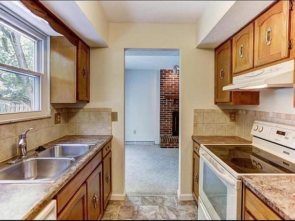 3rd image of 2530 Valais Ct