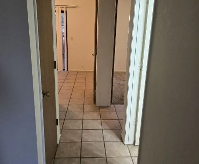 2784 N Columbus Blvd — Photo 9