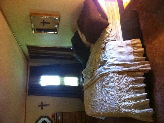 4th image of 439 Bark Cir
