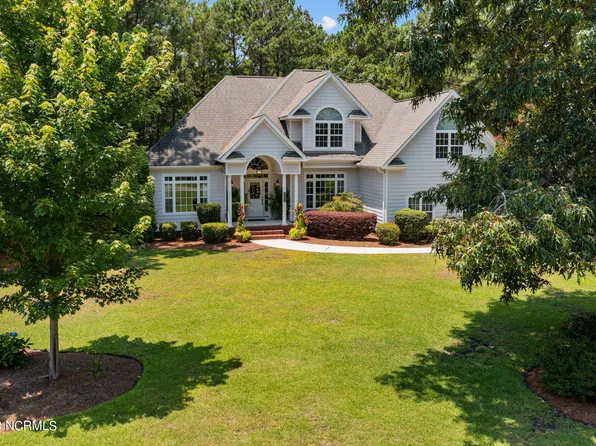 202 S Grist Mill Road, Hampstead, NC 28443