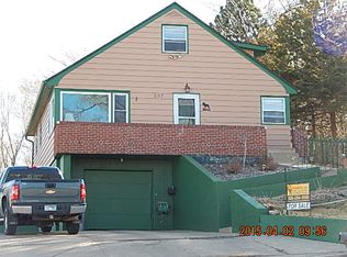 507 E Stearns Ave, Chamberlain, SD 57325