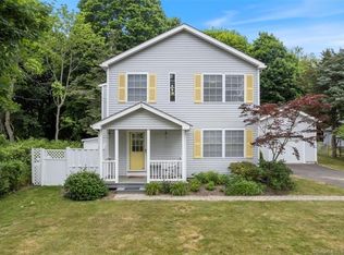 30 Antonie Rd, Westbrook, CT 06498