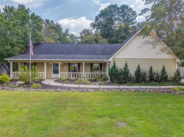 17 Ashley Oaks Trl NW, Rome, GA 30165