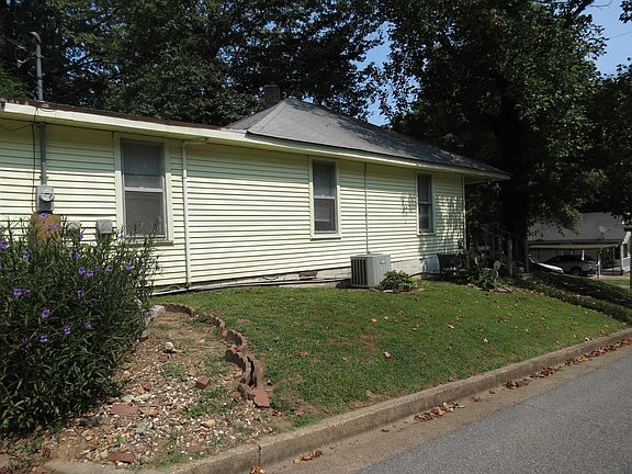 5th image of 1301 Brayton Ave