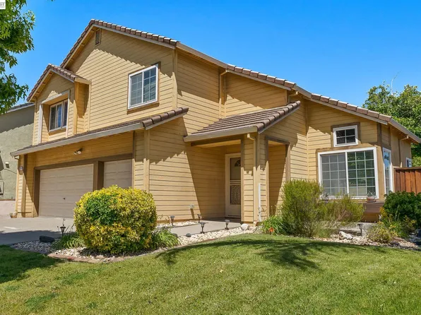 1110 Plymouth Dr, Tracy, CA 95376