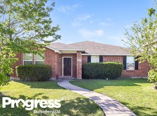 1014 Blackberry Trl, Lancaster, TX 75134