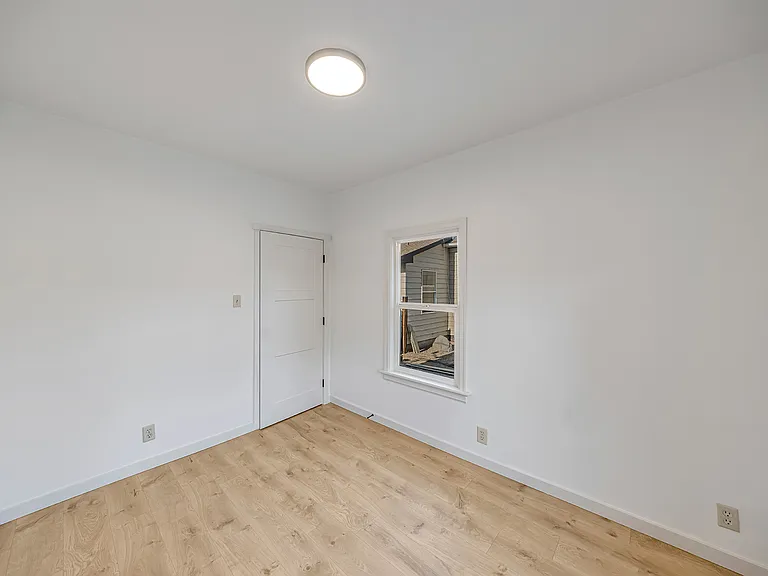 1445 Texas Ave #1 — Photo 7