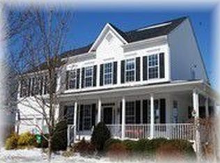 42856 Vestals Gap Dr, Ashburn, VA 20148