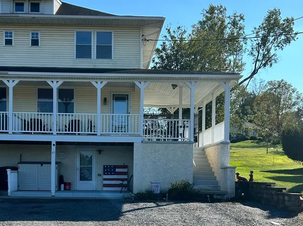 40 Old River Rd, Birdsboro, PA 19508