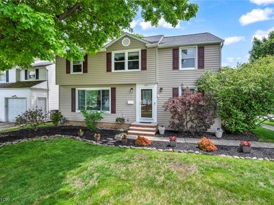 1167 Croyden Rd, Lyndhurst, OH, 44124