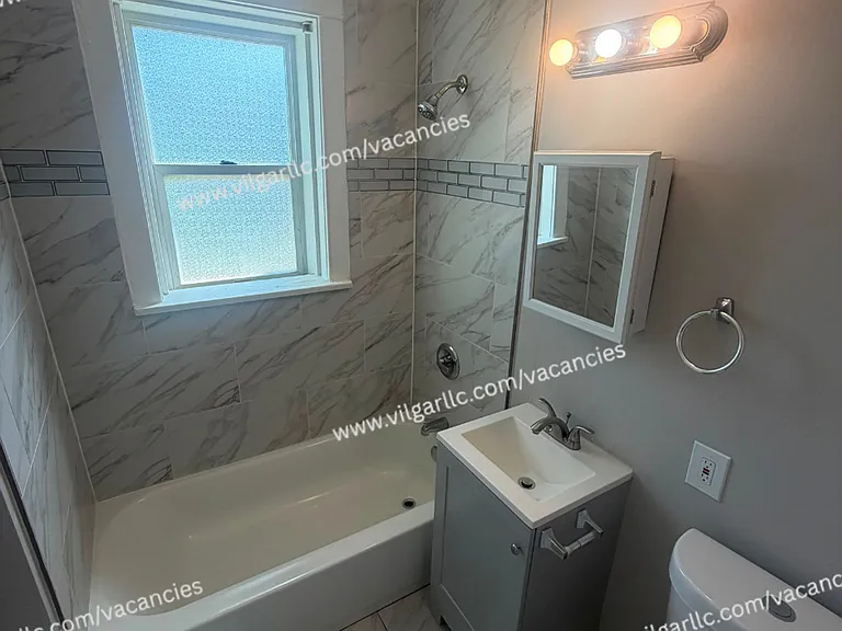 4715 Melville Ave — Photo 12