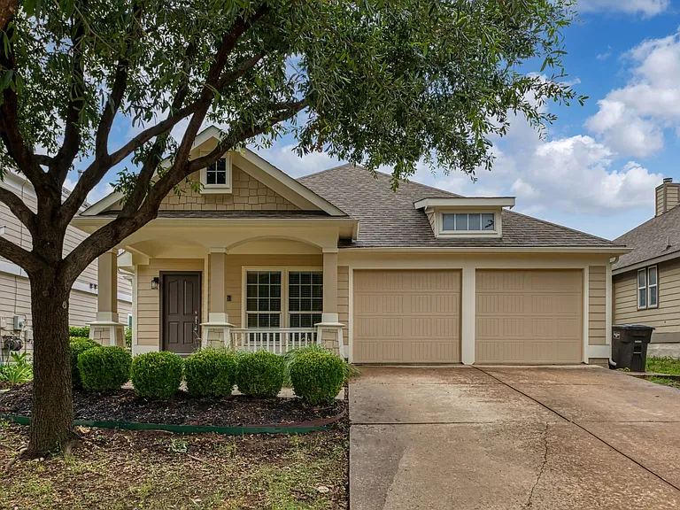 5005 Cassidy Ln — Photo 2