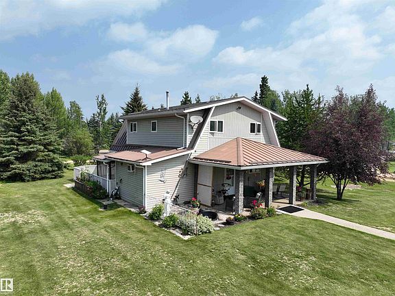 2nd image of 1639 Macfarlane Pl