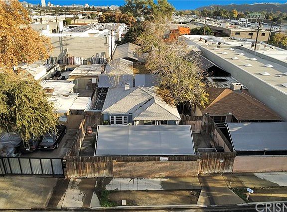 5th image of 118 W Linden Ave