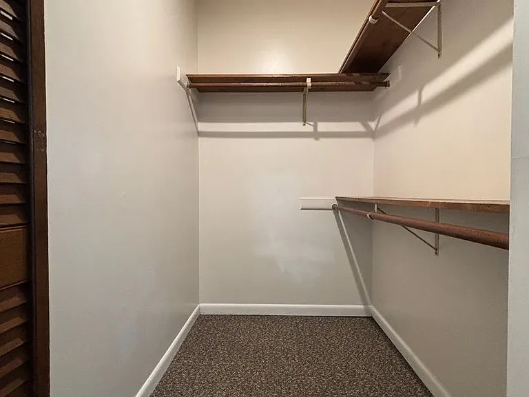 124 E Saltwood Pl — Photo 23