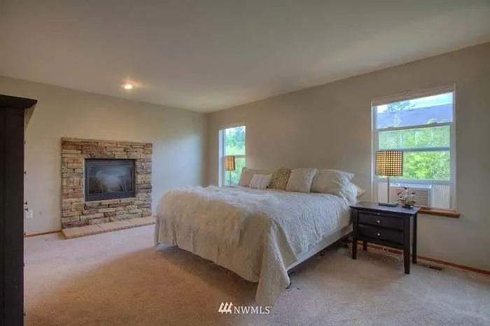 2508 Blaine Ave NE — Photo 11
