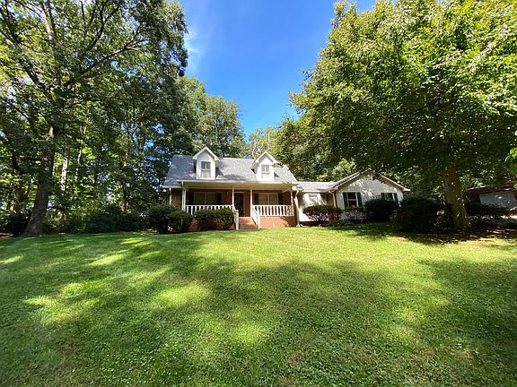 2nd image of 1407 June Rd