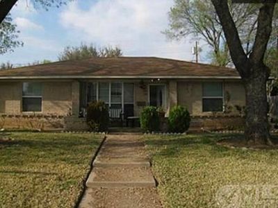 2117 Ruby Rd, Irving, TX, 75060