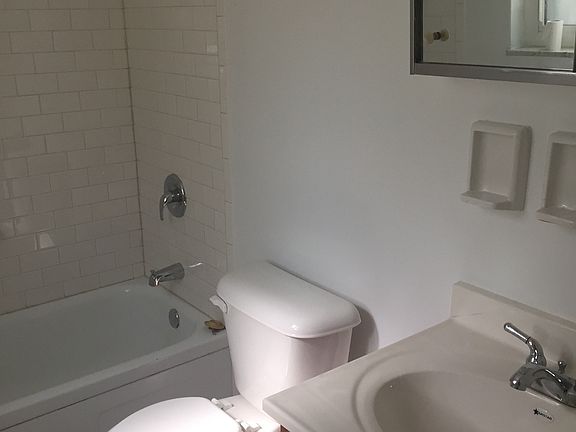 5th image of 3209 Bishop St APT 5