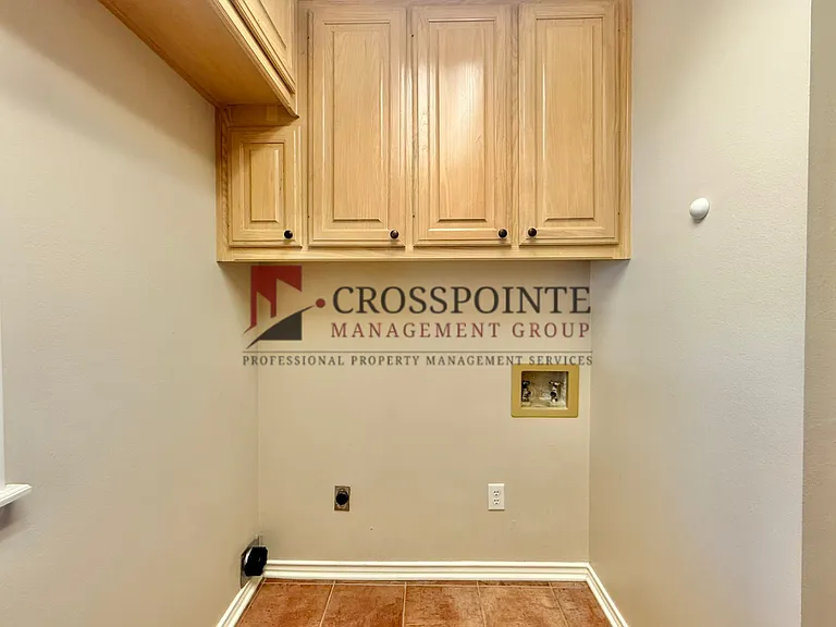 3308 Moss Gln — Photo 16