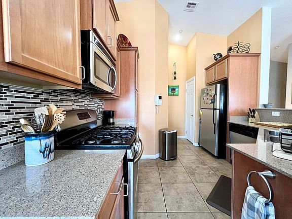 4th image of 2359 Koho Dr Unit 101