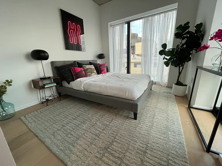 27-02 43rd Ave #63 — Photo 2