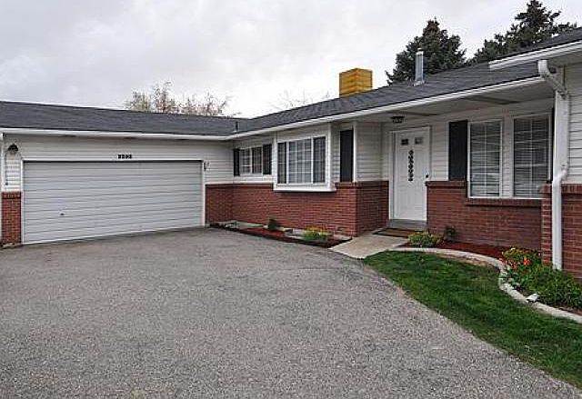 1st image of 3292 E Bengal Blvd