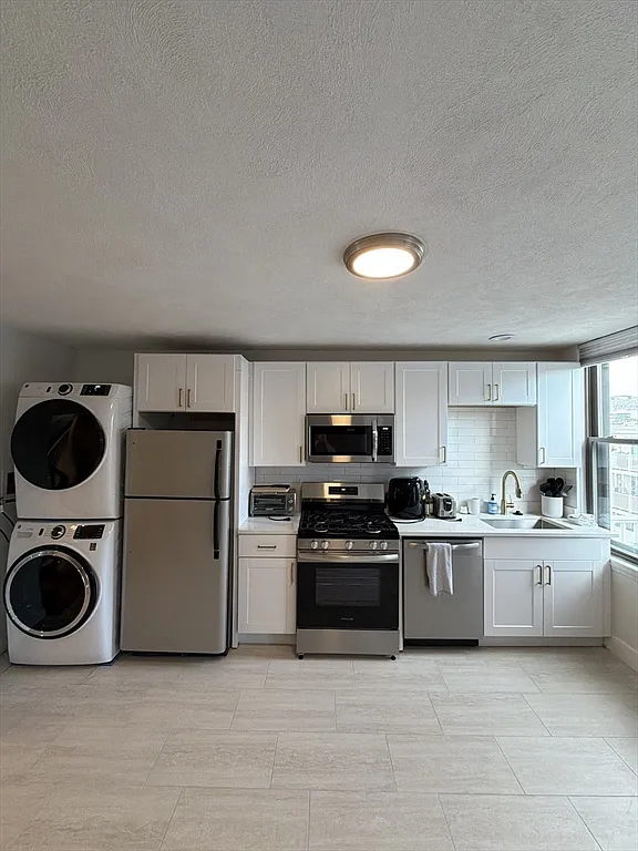 2 bed, 850 sqft, $4,500 — Photo 1