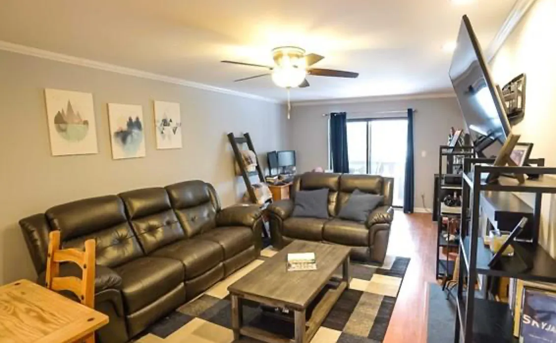 2 bed, 1193 sqft, $3,100 — Photo 2