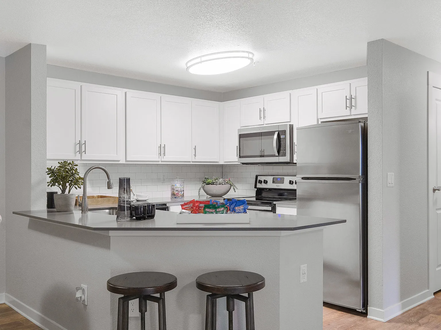 Centro Apartments — Photo 4