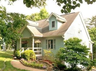 47 Cliffview Dr, Asheville, NC 28803